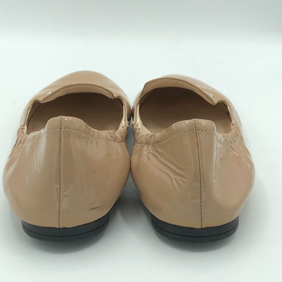 PRADA - Picture 4 of 8